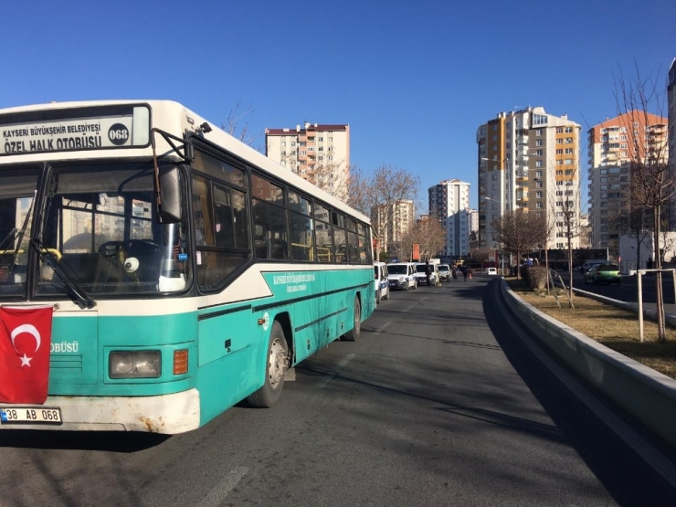 Halk Otobüsünün Altında Kalan Adam Hayatını Kaybetti