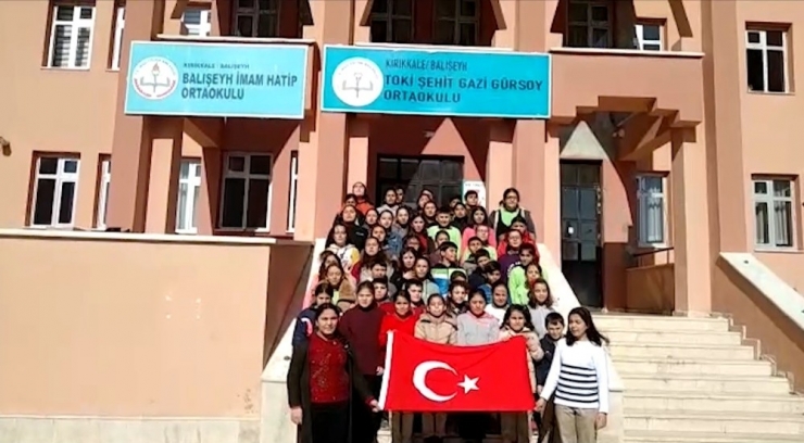 Öğrenciler Mehmetçik İçin Tek Yürek Oldu