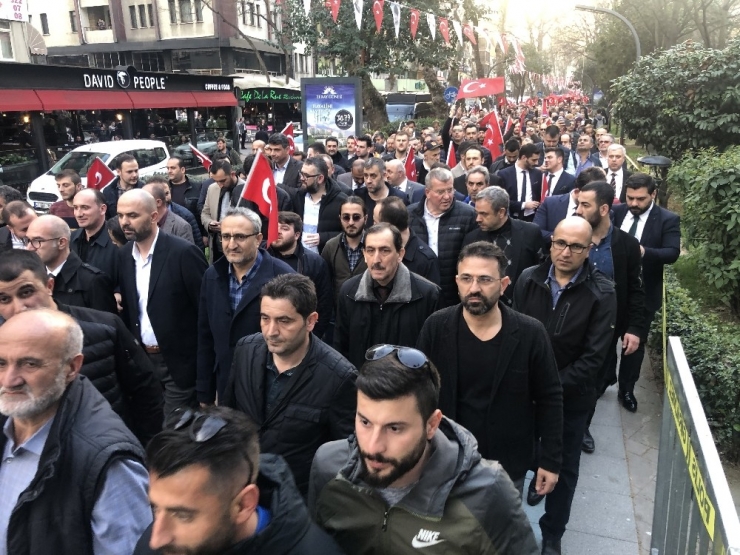 Kocaeli’de Binler İdlib Şehitleri İçin Yürüdü