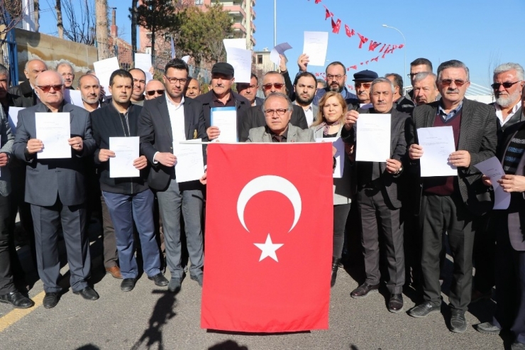 Nevşehir’de Muhtarlar Askerlik İçin Başvuru Yaptı