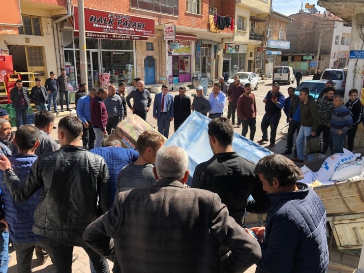 Nevşehir’de Traktör Çöken Yola Düştü