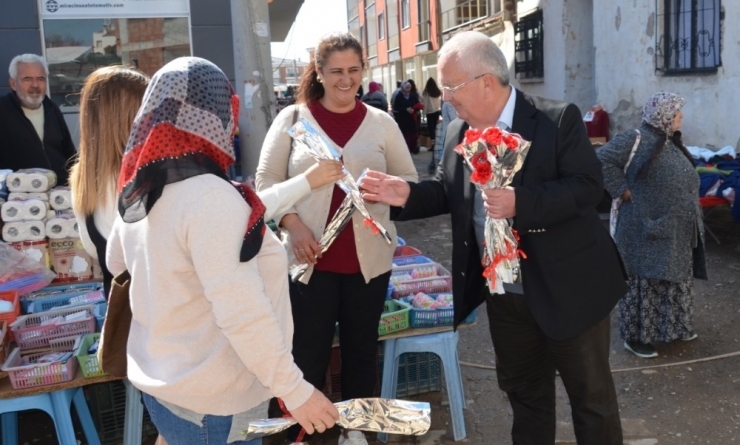 Başkan Himam’dan Gömeçli Kadınlara Anlamlı Jest