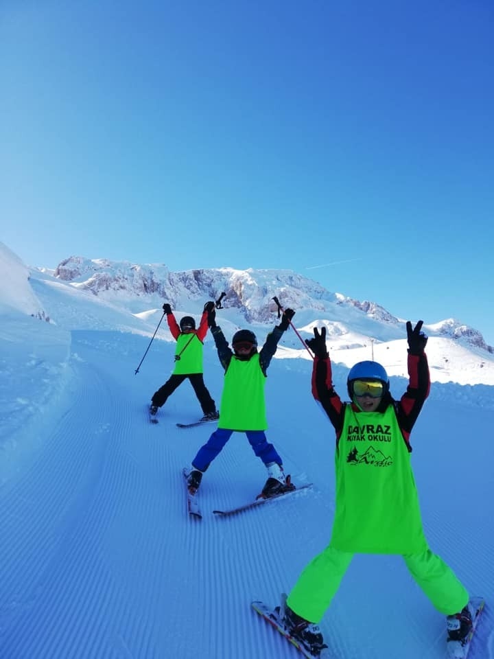 Davraz Kayak Merkezinde Sezon Devam Ediyor