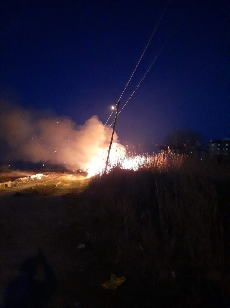 Türkeli’de Otluk Yangını