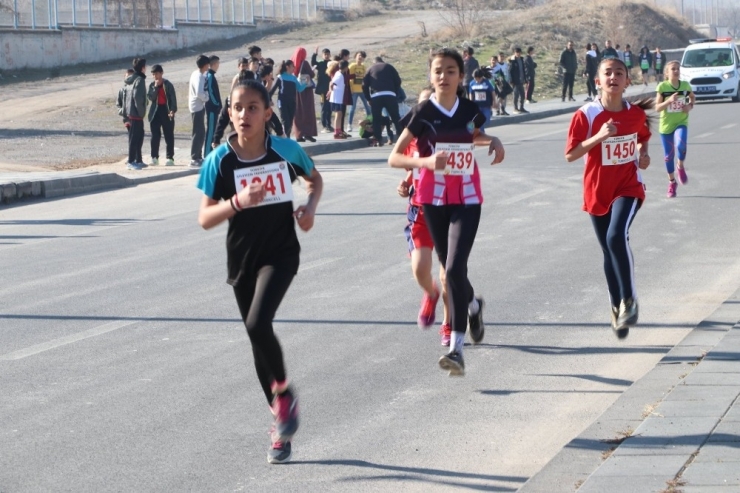 Atletizm Geliştirme Projesi Yarışları Sona Erdi