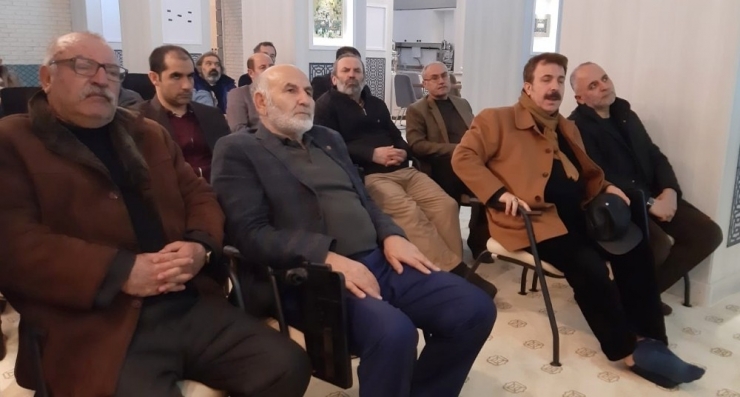 Eğitimci Yazar İhsan Ünlü: “Ehlibeyt Ayrıştırmaz, Bütünleştirir”