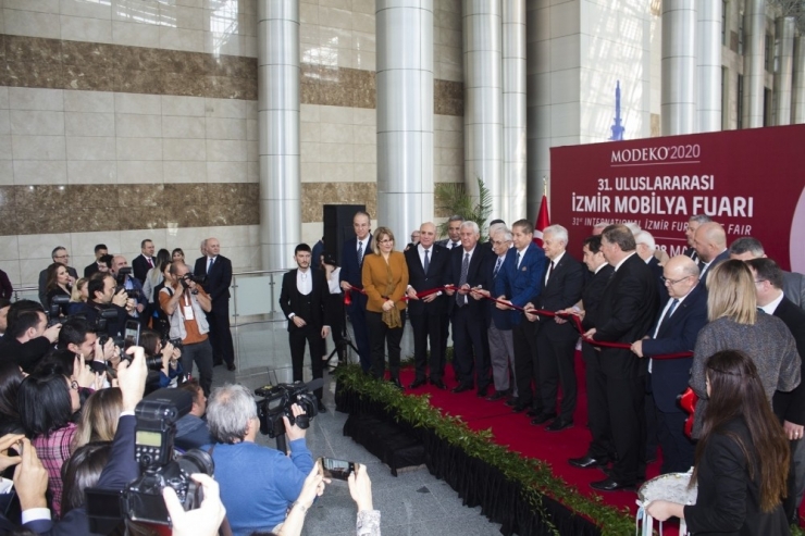 Merakla Beklenen Mobilya Fuarı Kapılarını Açtı