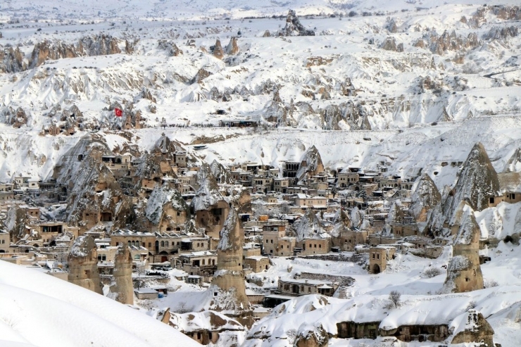 Kapadokya’yı Şubat Ayında 106 Bin 21 Turist Ziyaret Etti