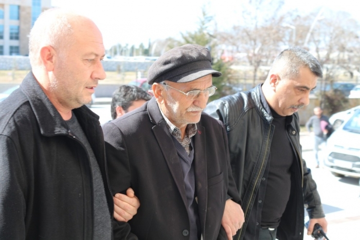 Babanın Oğlunu Öldürdüğü Cinayetin Altından Borç Meselesi Çıktı