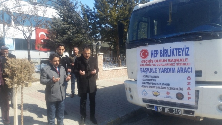 Özalp İlçesinden Başkale’deki Depremzedelere Yardım