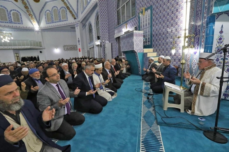 Kılıç: "Allah Ordumuzu Muzaffer Eylesin"