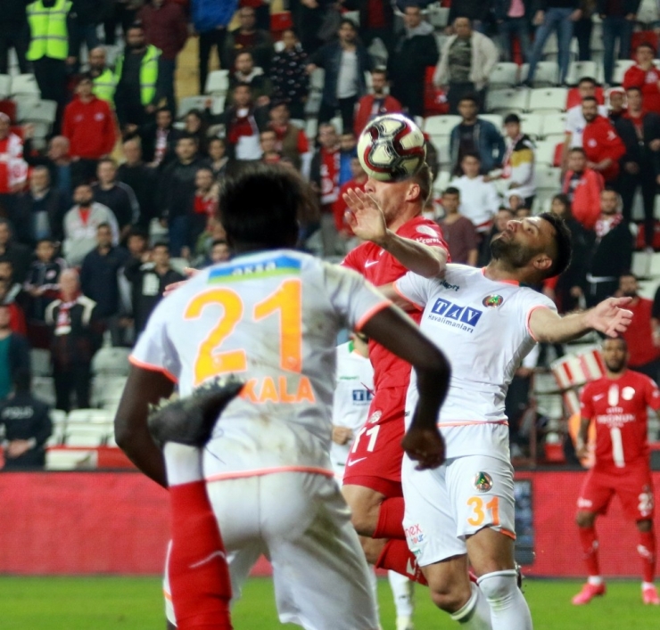 Ziraat Türkiye Kupası: Antalyaspor: 0 - Aytemiz Alanyaspor: 1 (Maç Sonucu)