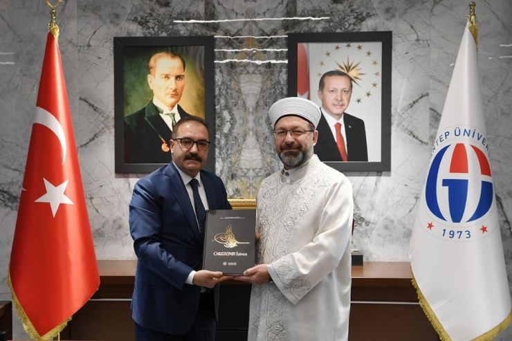 Diyanet İşleri Başkanı Erbaş: “Çağının Farkında Olmayanlar, Küresel Müdahalelere Ve Algı Operasyonlarına Açık Hale Gelirler”