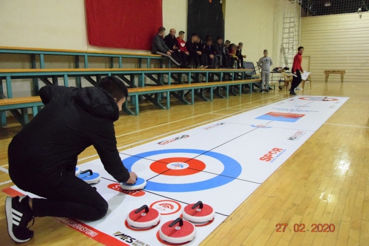 Türkiye’de İlk Defa Denizli’de İnfaz Kurumundaki Çocuklar Körling Oynadı