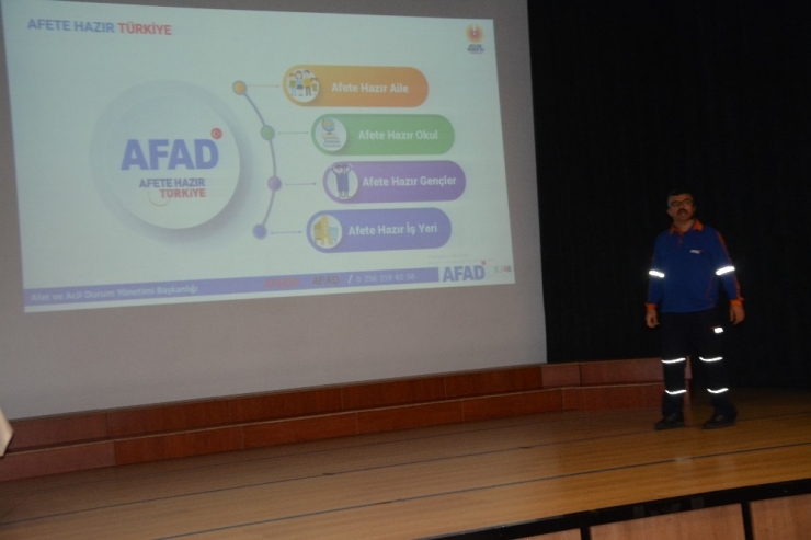Söke’de Kamu Personeline Deprem Eğitimi Verildi