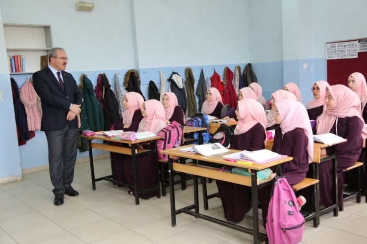 Akşemsettin Kız İmam Hatip Lisesi’ne Ziyaret