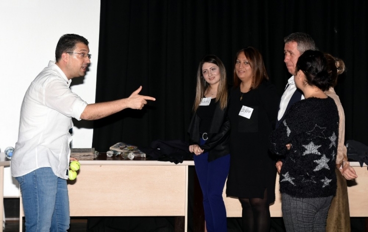 Aliağa Belediyesi Yöneticilerine İletişim Ve Liderlik Eğitimi