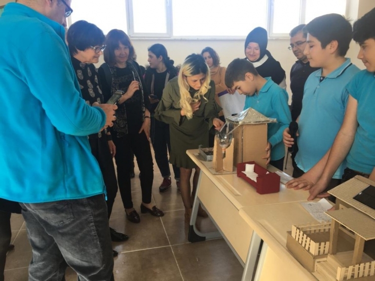 Mustafa Asım Köksal Anadolu İmam Hatip Lisesi Kapılarını Avrupa’ya Açtı