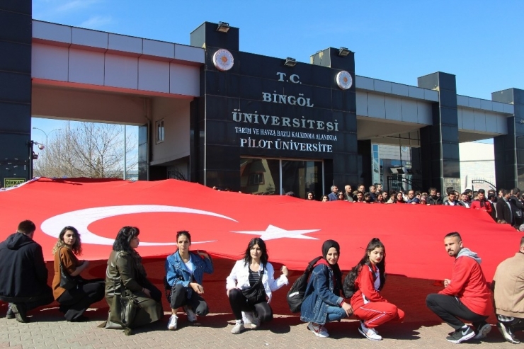 Bingöl’de Üniversite Öğrencilerinden "Bahar Kalkanı Harekatı’na Destek