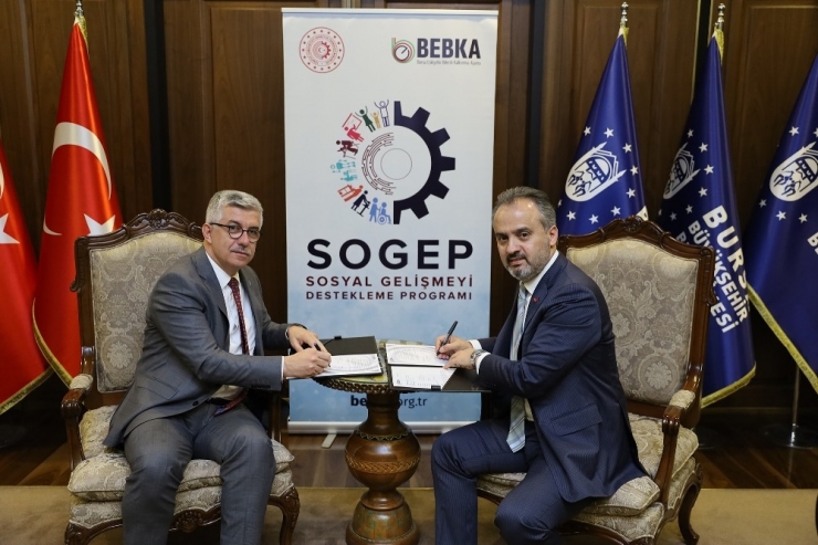 Büyükşehir’le Yaşlıların Sağlıkları Mercek Altında