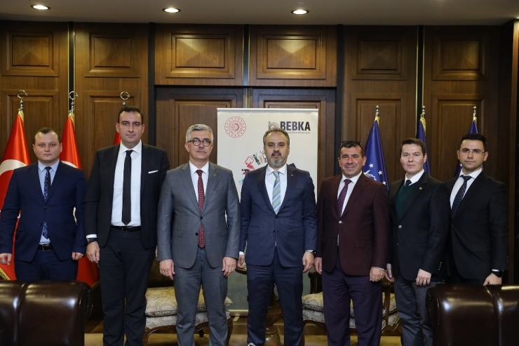 Büyükşehir’le Yaşlıların Sağlıkları Mercek Altında