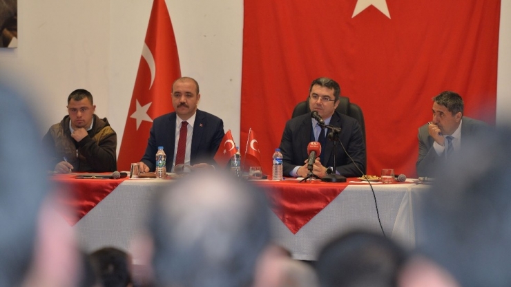 Vali Memiş Muhtarları Dinledi, Down Sendromlu Kadir Not Aldı