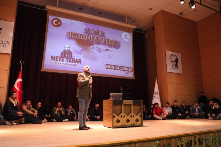 Mete Yarar: "Silahlı Kuvvetlerin Başarılı Faaliyetleri Diplomasinin Önünü Açtı"