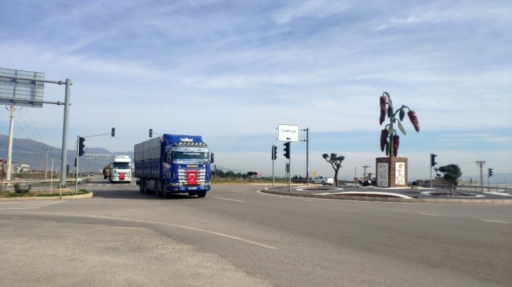 İdlib’e Zırhlı Personel Taşıyıcı Ve Mühimmat Sevkiyatı