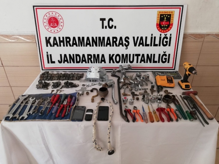 Kablo Hırsızlığına 2 Tutuklama