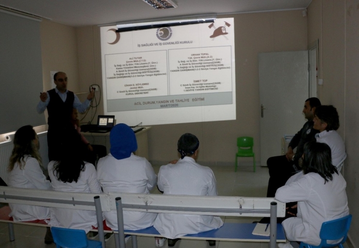 Kartal’da Kreş Müdürlüğü Çalışanlarına Yönelik ‘İş Sağlığı Ve Güvenliği’ Eğitimi