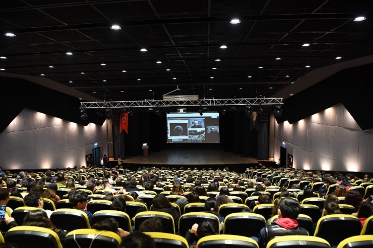 Öğrencilere Nasa’dan Telekonferansla Eğitim Verildi