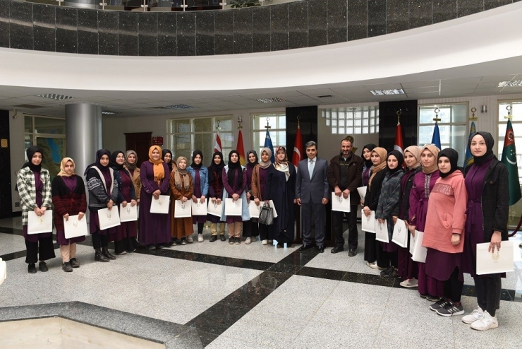 Liseli Öğrencilerden Şanlıurfa Valiliğine Ziyaret