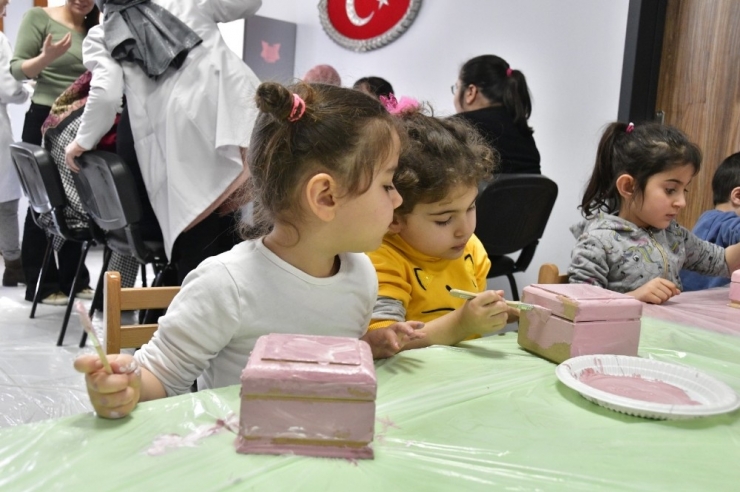 Mamak’ta Minikler 8 Mart’ta Annelerine Sürpriz Yapacak