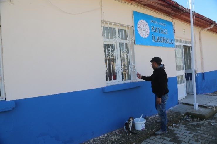 Erdemli Belediyesi Okulları Bakımdan Geçiriyor