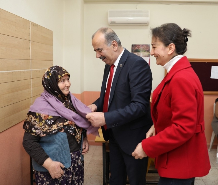 Türkyılmaz, Mirzaobalı Kadınlarla Buluştu