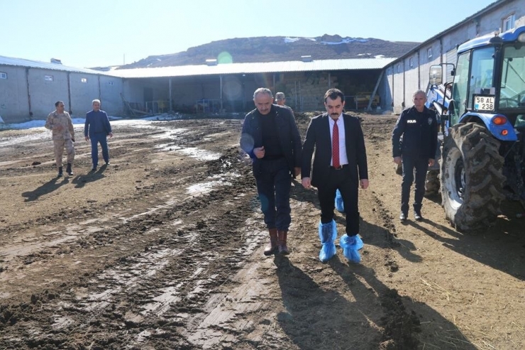 Kaymakam Akgöz’den Çiftlik Ziyaretleri