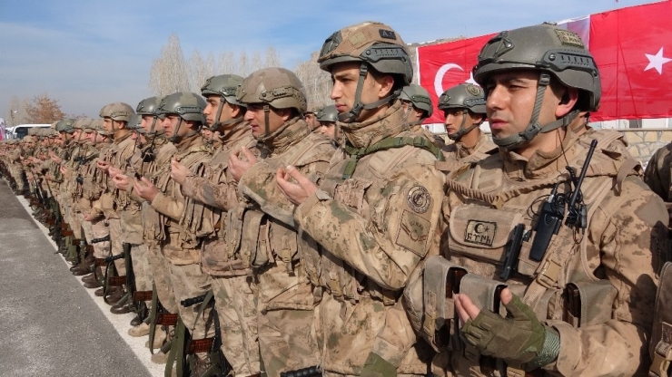 Kahraman Komandolar Suriye’ye Uğurlandı