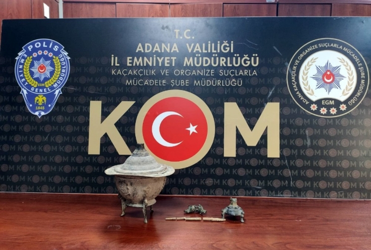 Tarihi Eserleri Satamadan Yakalandılar