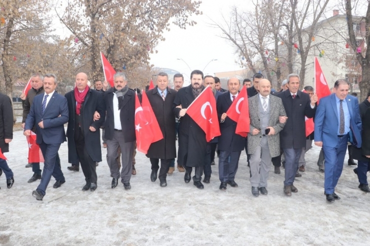 Ağrılılar İdlib Şehitleri İçin Yürüdü