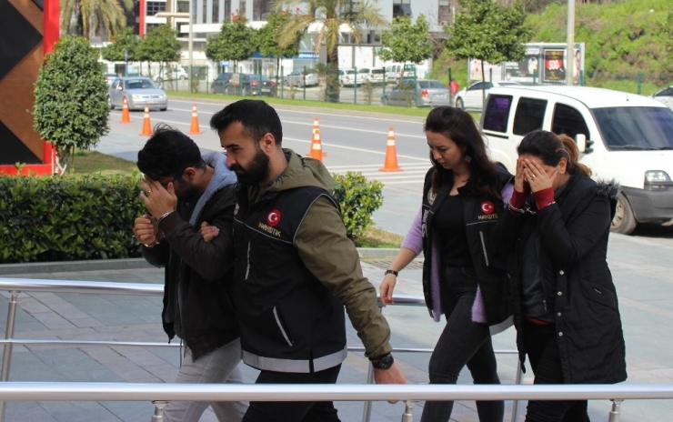 Lüks Villayı Uyuşturucu Serasına Çeviren Şüphelilerden 1’i Tutuklandı