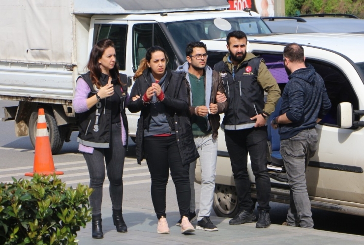 Lüks Villayı Uyuşturucu Serasına Çeviren Şüphelilerden 1’i Tutuklandı