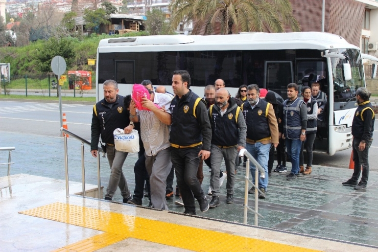 Alanya’da Fuhuş Çetesine Operasyon