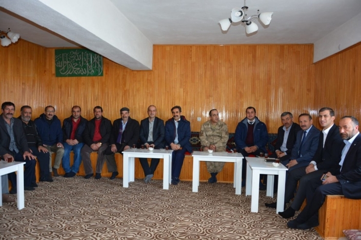 Kaymakam Ve Başkan’dan Mahalle Ziyaretleri