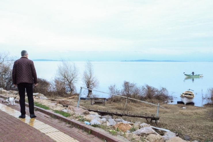 Binlerce Kişi Onun Gelmesini Bekliyordu...nihayet Geldi