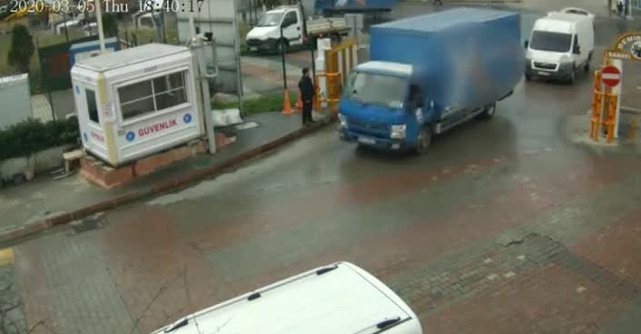 Başakşehir’de Kargo Aracını Çalıp 2 Milyonluk Vurgun Yaptılar