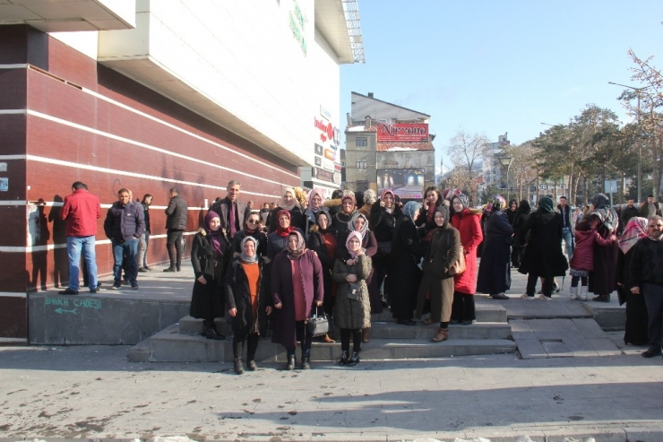 Bitlis Belediyesinden 8 Mart Dünya Kadınlar Günü Etkinliği