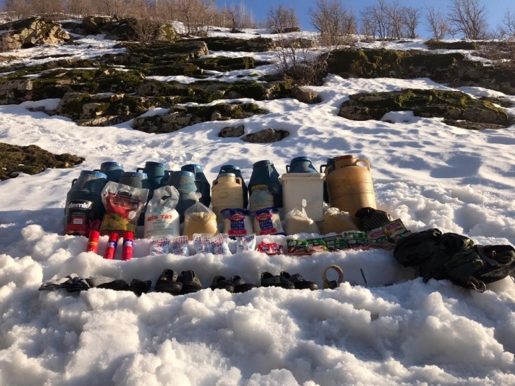 Bitlis’te Terör Örgütüne Ait Malzemeler Ele Geçirildi
