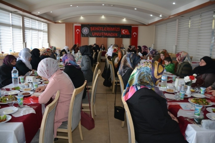 Tatvan’da Şehitler İçin Mevlid-i Şerif Okutuldu