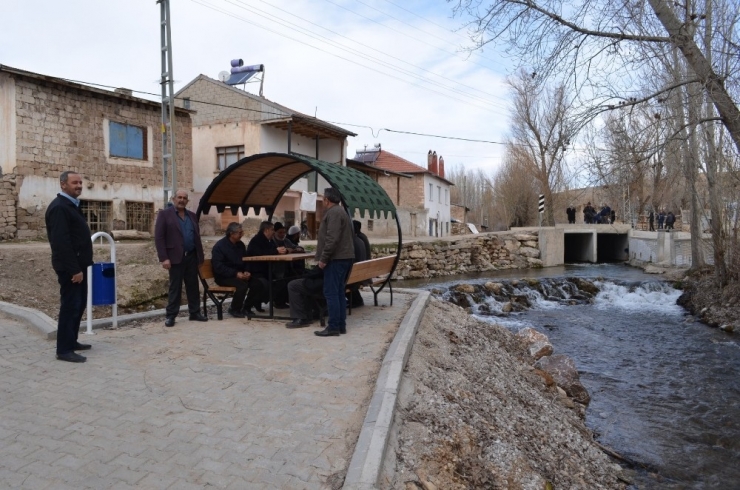 Başkan Altun Mahalle Ziyaretlerine Ara Vermiyor