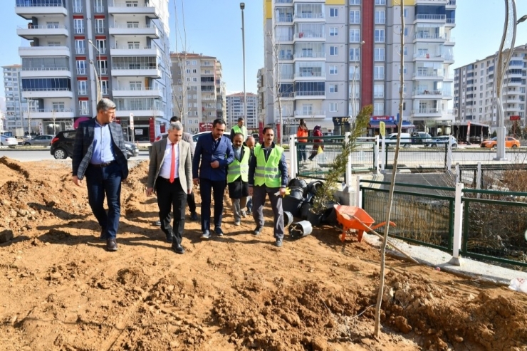 Yeşilyurt’ta Yeşil Alanlar Arttırılıyor